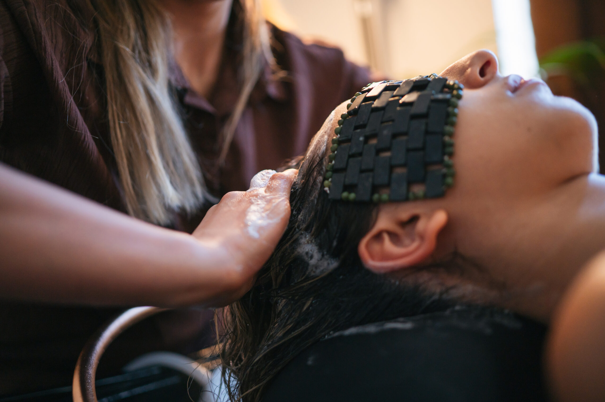 cuoio capelluto, massaggio testa trattamento energizzante capelli roma